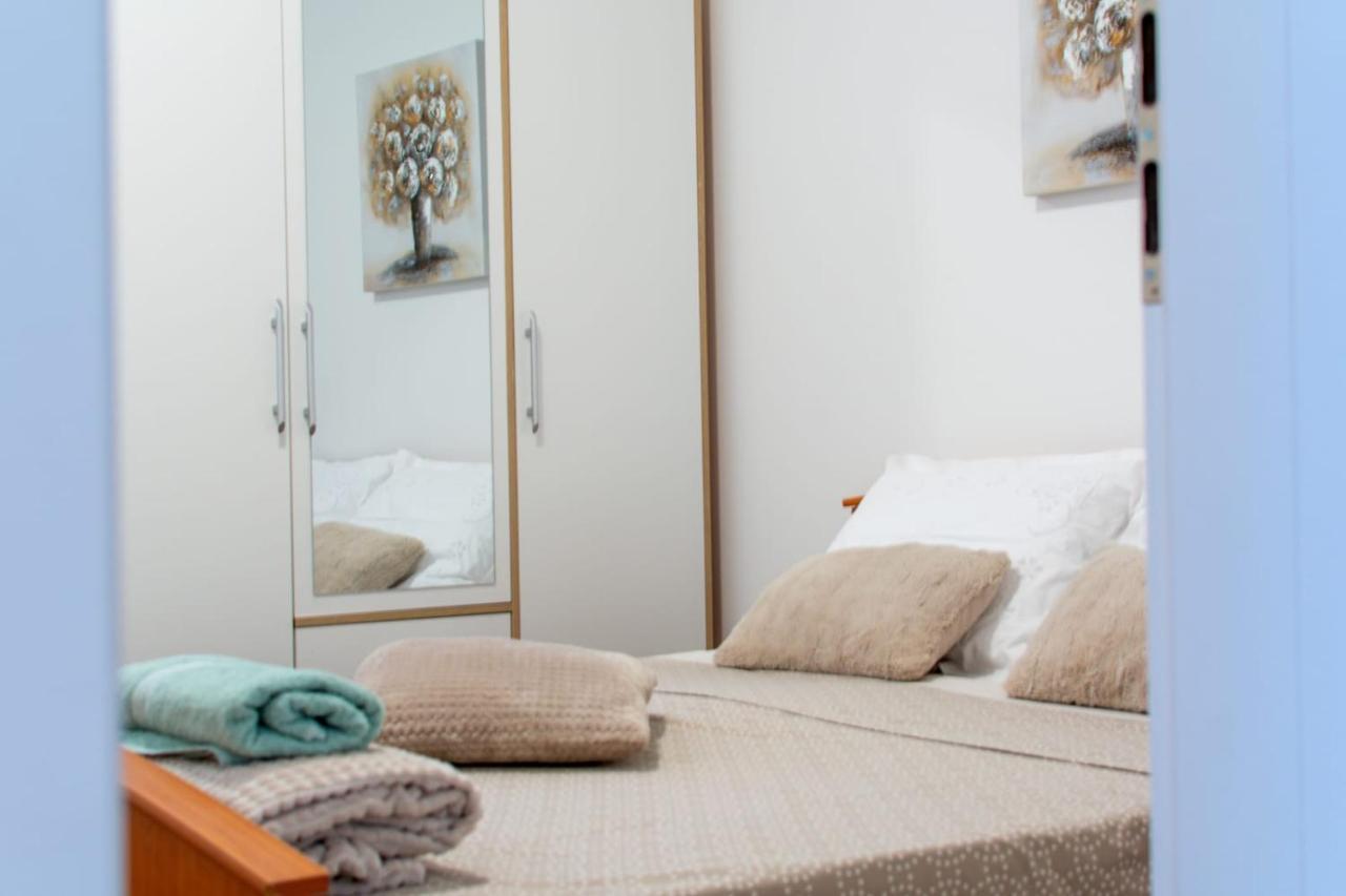 Apartamento Apartman Karmen Kaštela Exterior foto