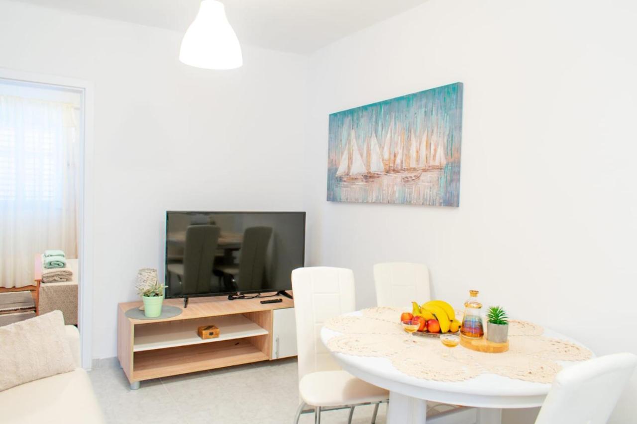 Apartamento Apartman Karmen Kaštela Exterior foto